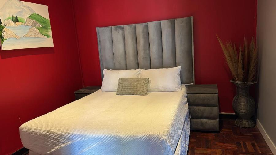 Blue Lantern Bed And Breakfast Kempton Park Exteriör bild